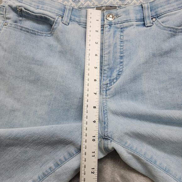JM Collection Jeans Womens 12 Blue Light Wash Mid Rise Crop Capri Stretch Denim - Picture 10 of 13